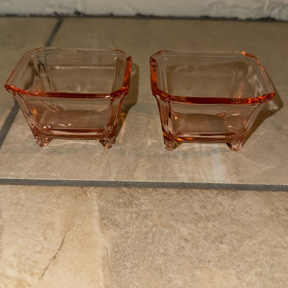 Heisey 500 Frozen Dessert Dishes pink uranium set of 2